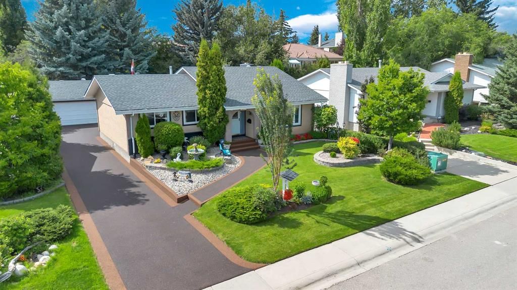 12519 Cannington Way SW, Calgary — main listing photo