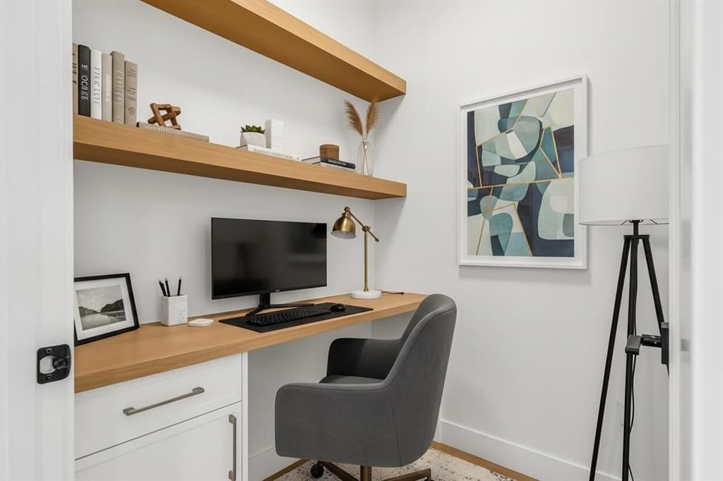 642 25 Avenue NW, Calgary — photo 5 of 49