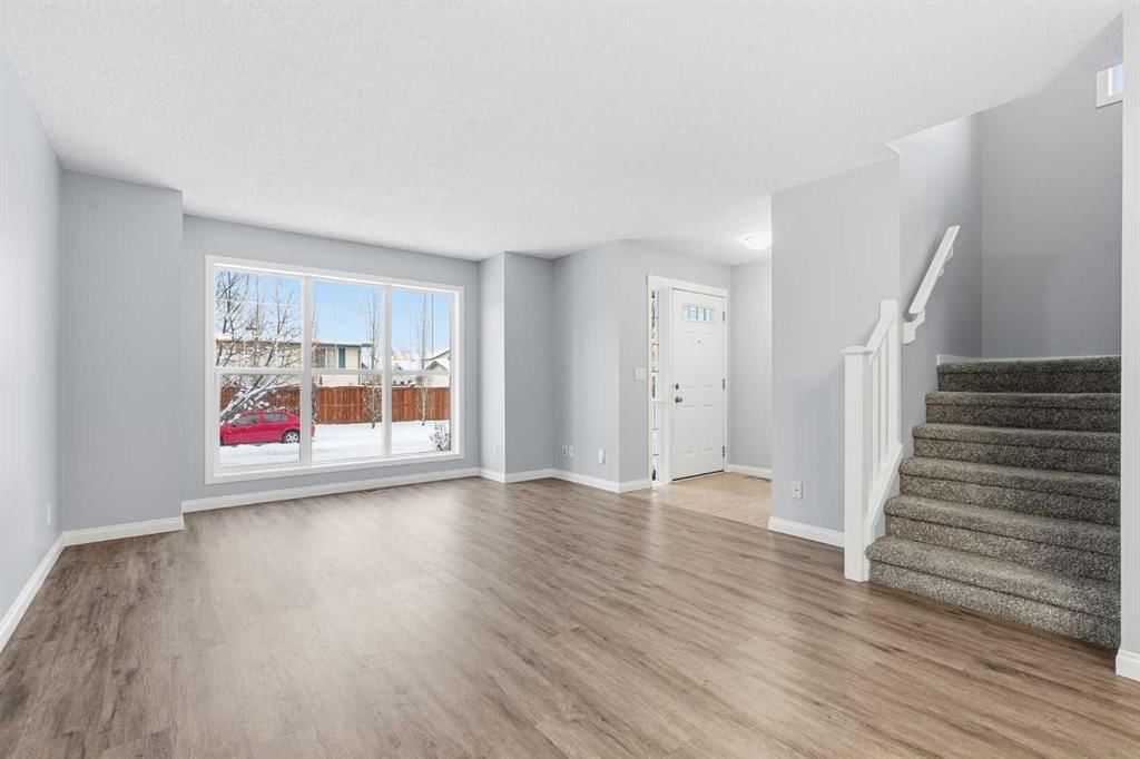 254 Cramond Circle SE, Calgary — photo 3 of 34