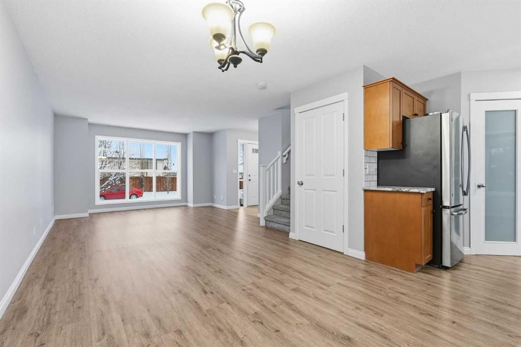 254 Cramond Circle SE, Calgary — photo 4 of 34
