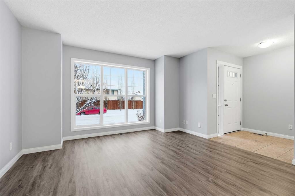 254 Cramond Circle SE, Calgary — photo 5 of 34