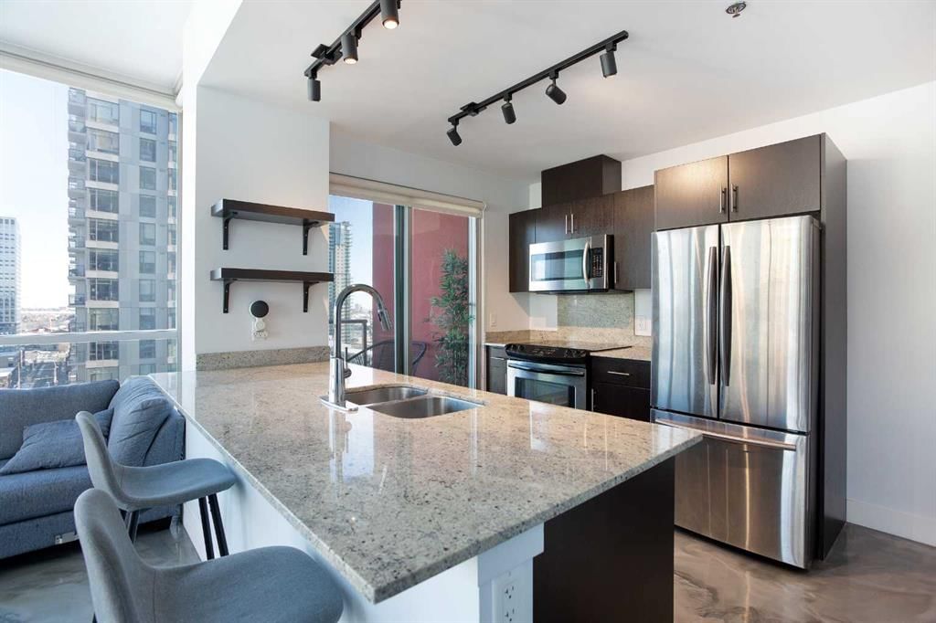 1302, 135 13 Avenue SW, Calgary — photo 5 of 19