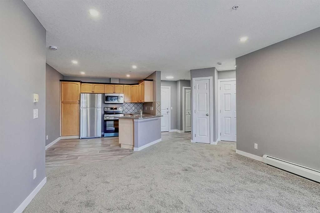 128, 369 Rocky Vista Park NW, Calgary — photo 5 of 45