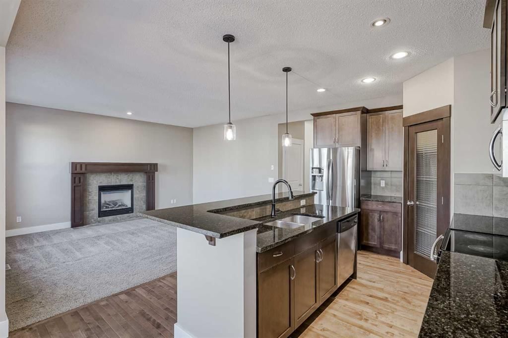 76 Mahogany Terrace SE, Calgary — photo 4 of 39