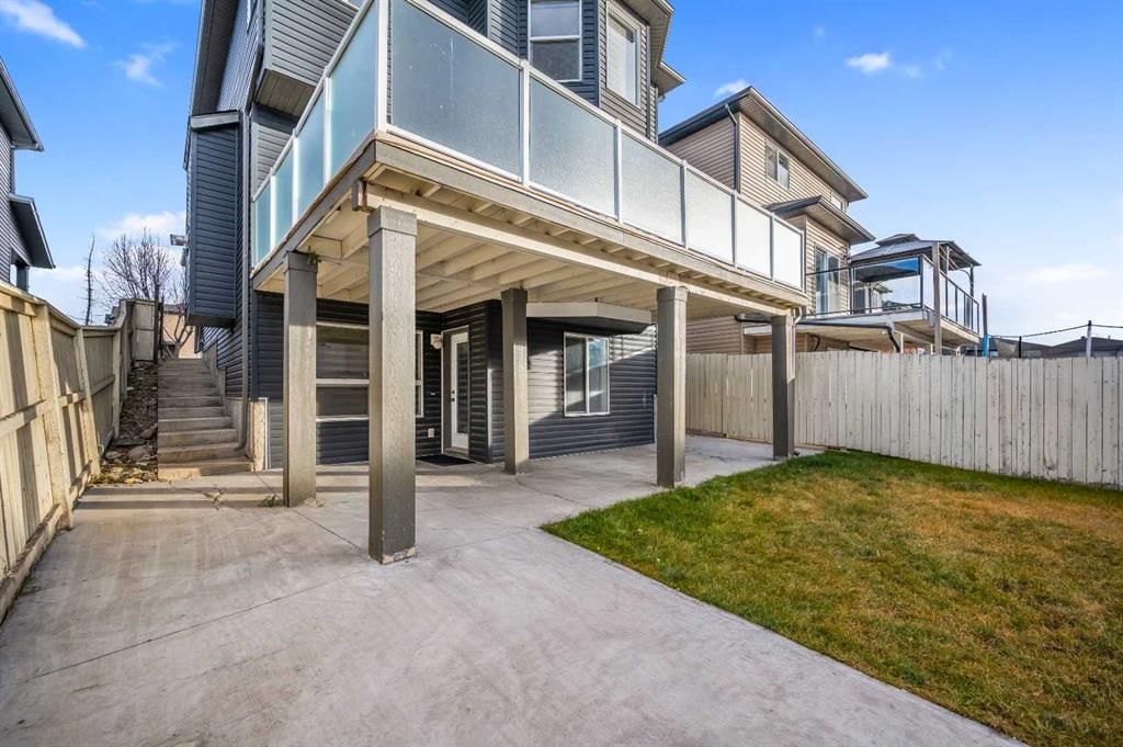 57 Saddlecrest Park NE, Calgary — photo 3 of 50