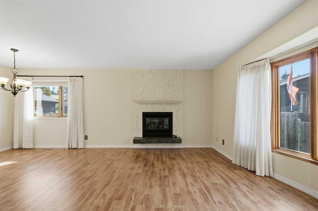 14804 Deer Run Drive SE, Calgary — photo 5 of 48