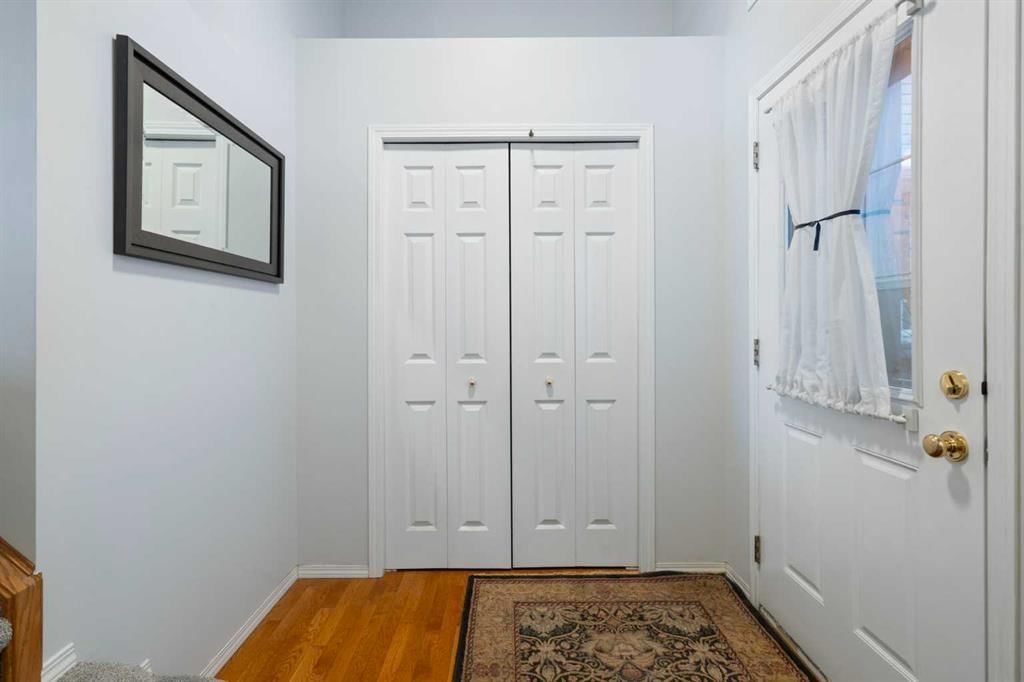 46 Bridleridge Way SW, Calgary — photo 3 of 49
