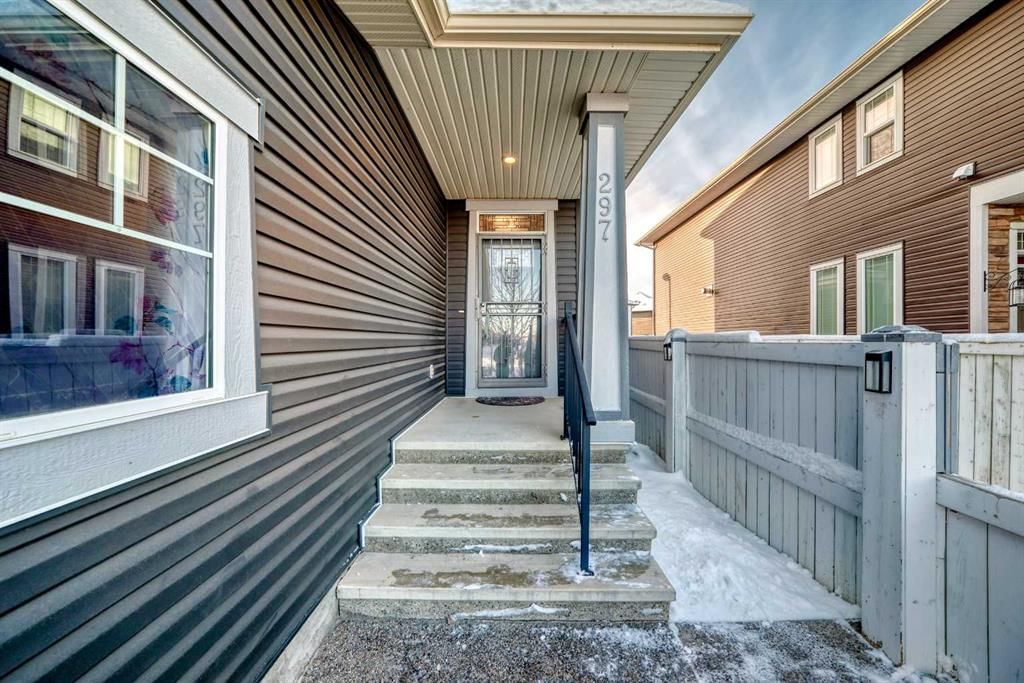 297 Evanspark Gardens NW, Calgary — photo 4 of 41
