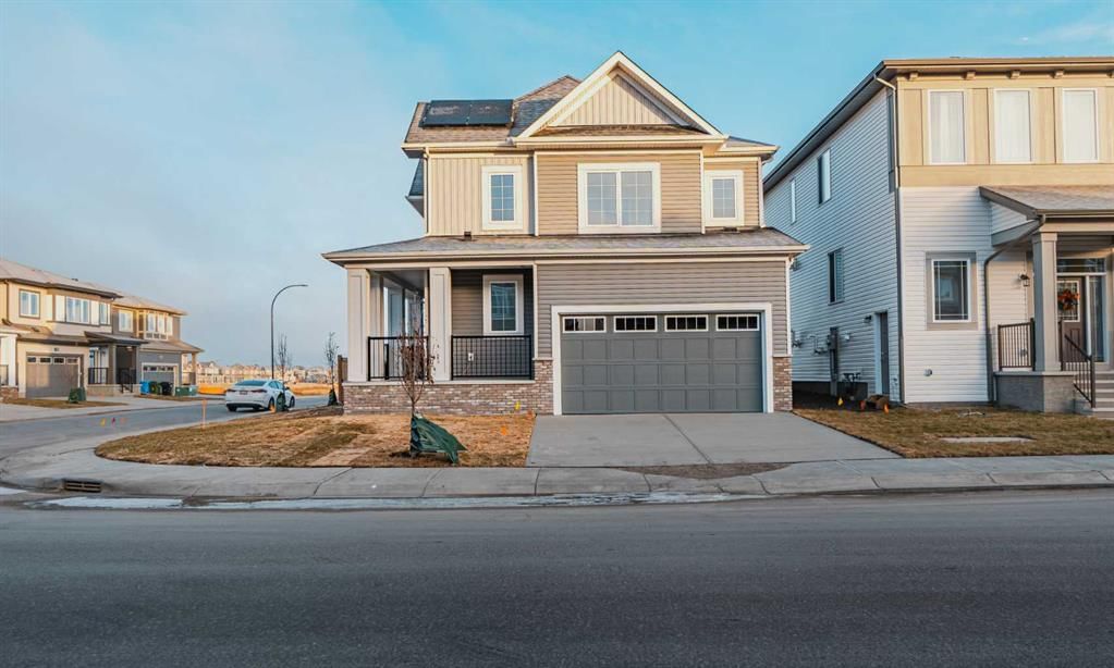 12 CITYSIDE Crescent NE, Calgary — photo 2 of 45