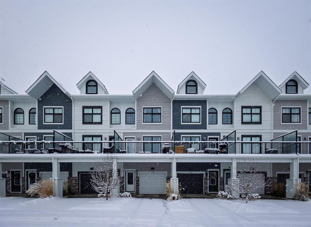 137 Les Jardins Park SE, Calgary — main listing photo