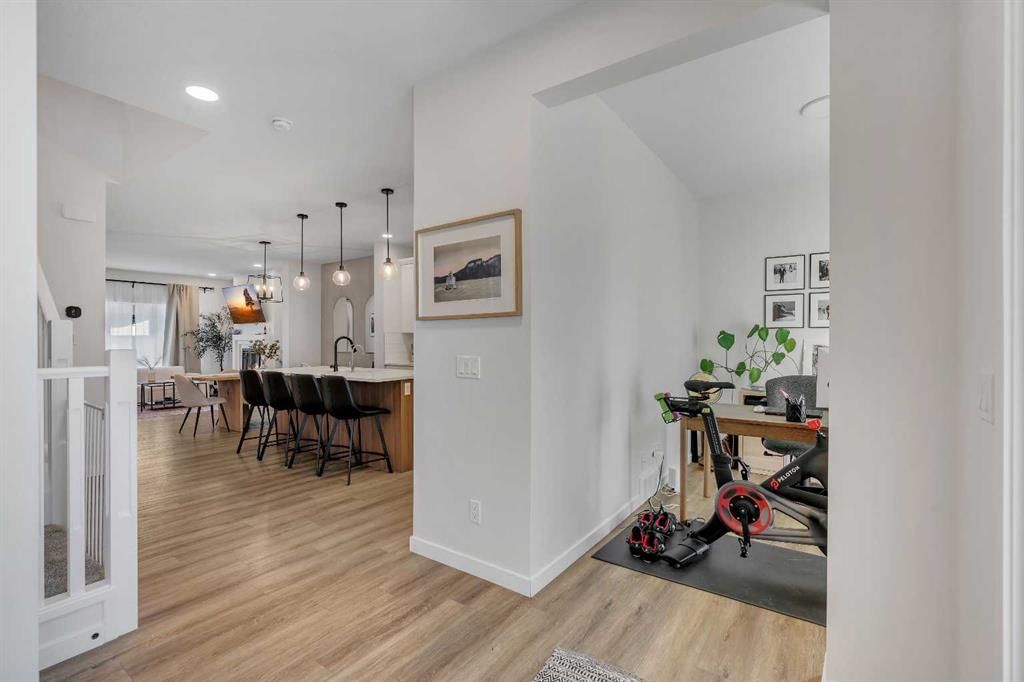 78 Mallard Heath SE, Calgary — photo 2 of 50