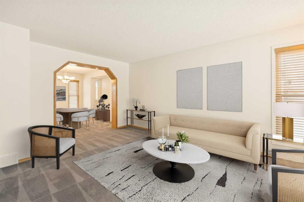 2498 Catalina Boulevard NE, Calgary — photo 5 of 44