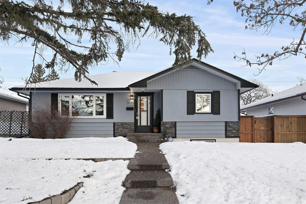 3124 49 Street SW, Calgary — main listing photo