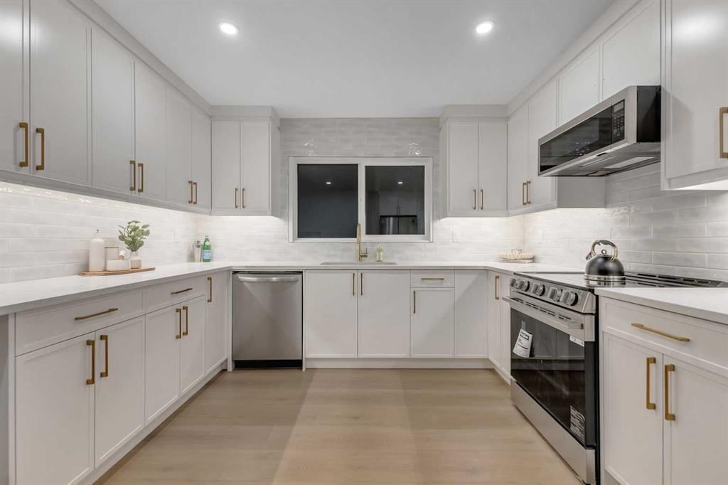 14115 Deer Run Boulevard SE, Calgary — photo 4 of 50