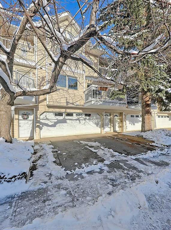3, 119 23 Avenue NE, Calgary — main listing photo