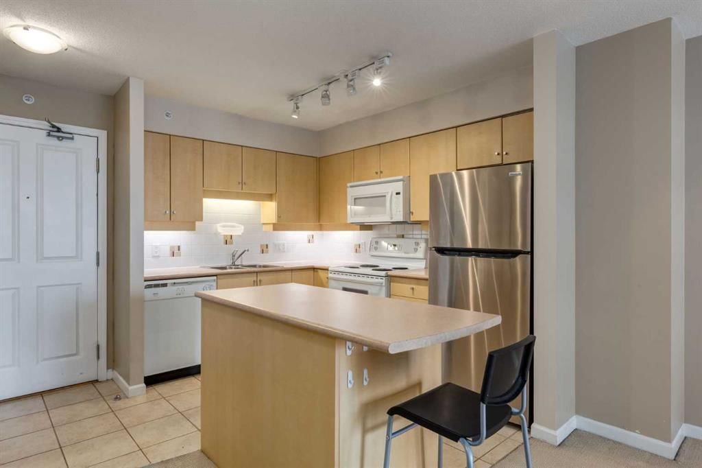 604, 650 10 Street SW, Calgary — photo 4 of 43