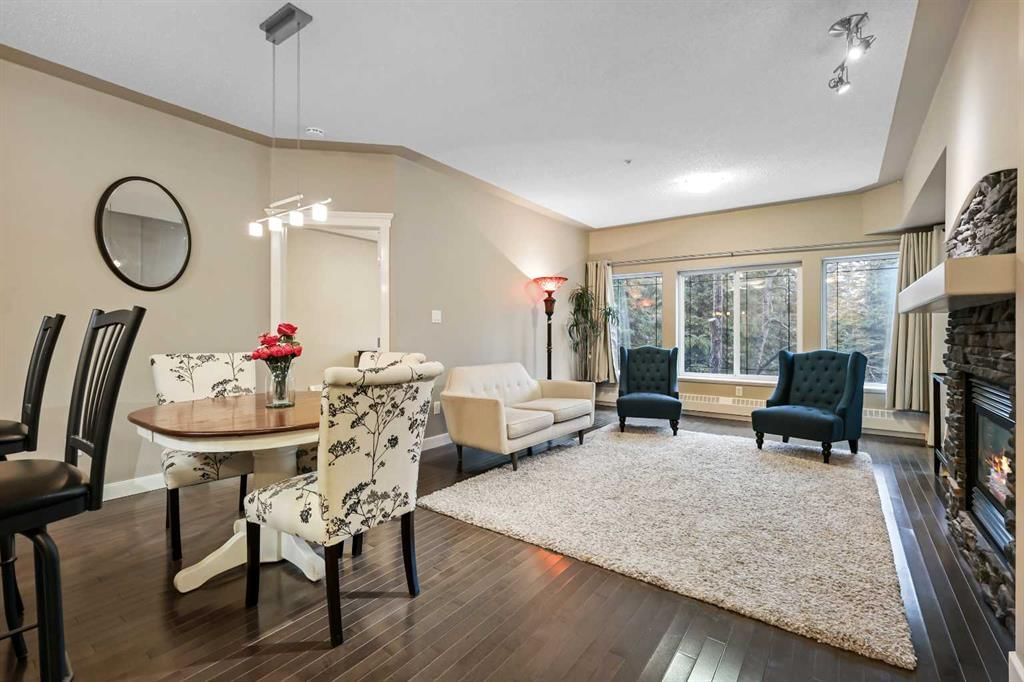 313, 20 Discovery Ridge Close SW, Calgary — main listing photo