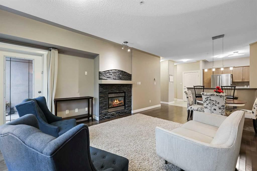 313, 20 Discovery Ridge Close SW, Calgary — photo 5 of 44