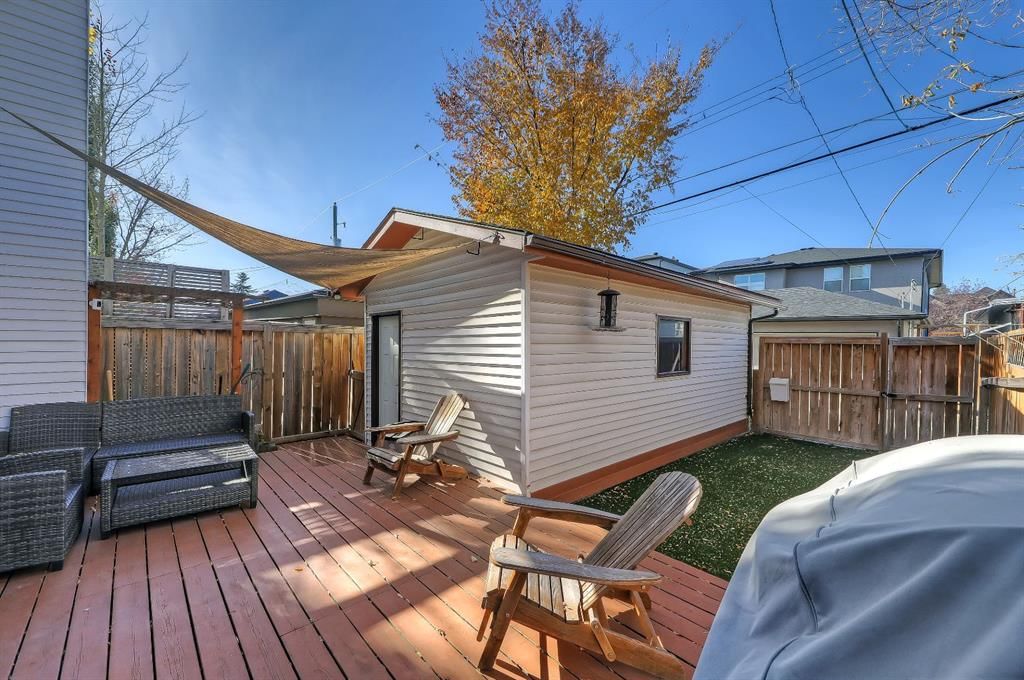 2227 30 Street SW, Calgary — photo 5 of 12