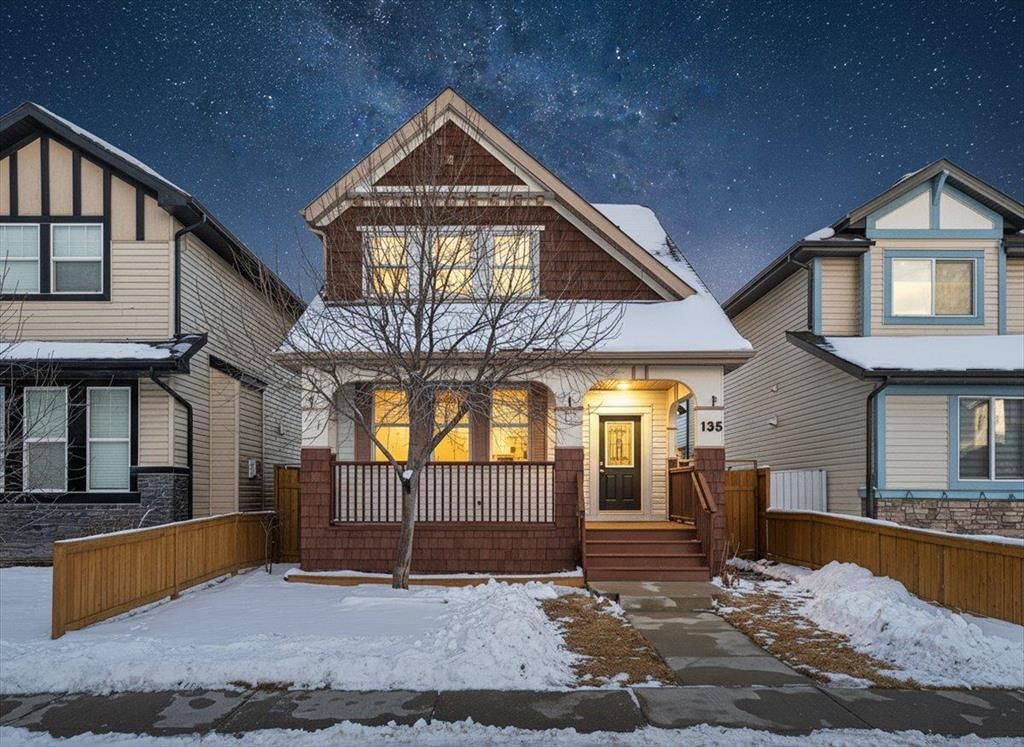 135 Skyview Springs Manor NE, Calgary — photo 2 of 50