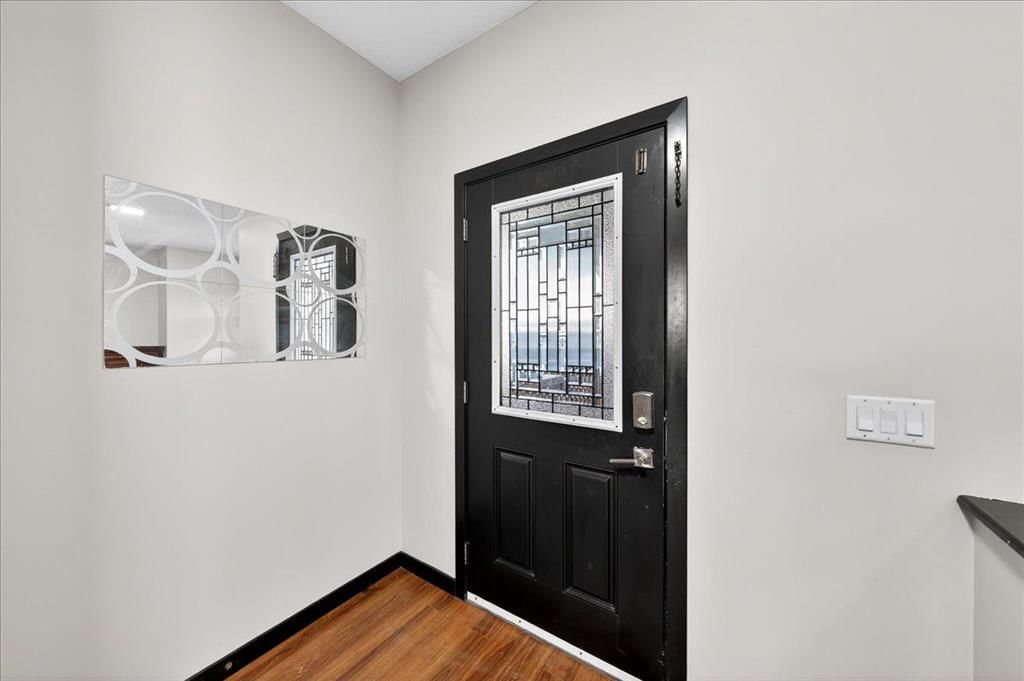 135 Skyview Springs Manor NE, Calgary — photo 5 of 50