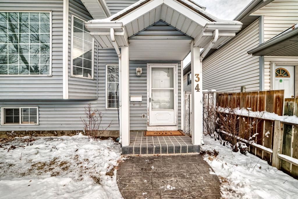 34 ERIN MEADOW Close SE, Calgary — photo 4 of 45
