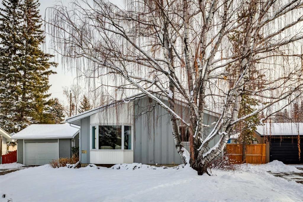 114 Hallbrook Drive SW, Calgary — main listing photo