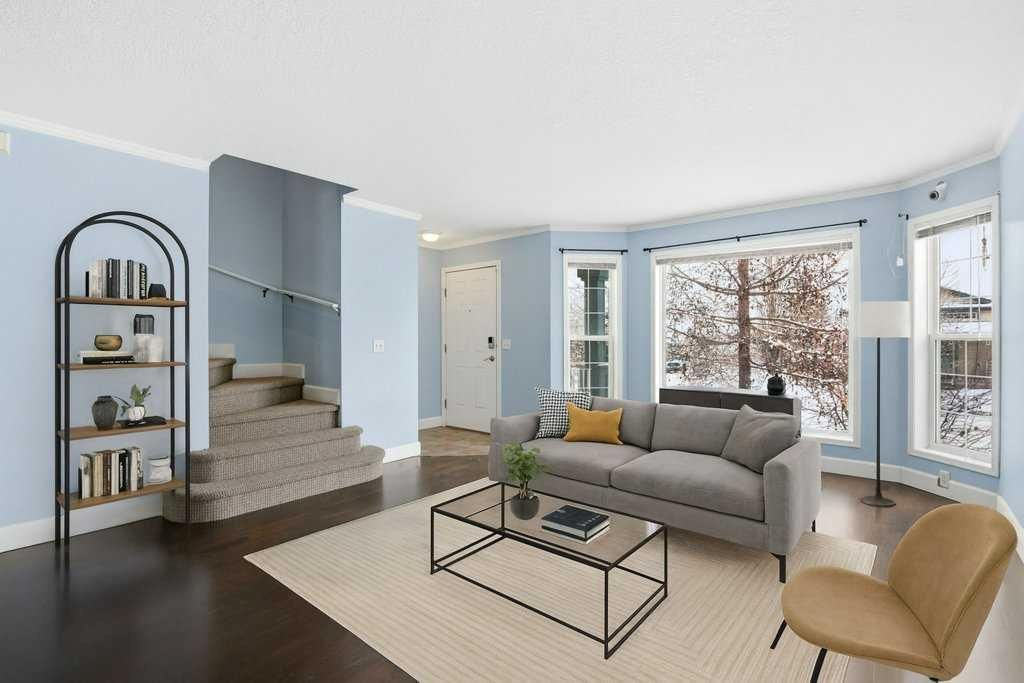 216 Mt. Aberdeen Close SE, Calgary — photo 4 of 40
