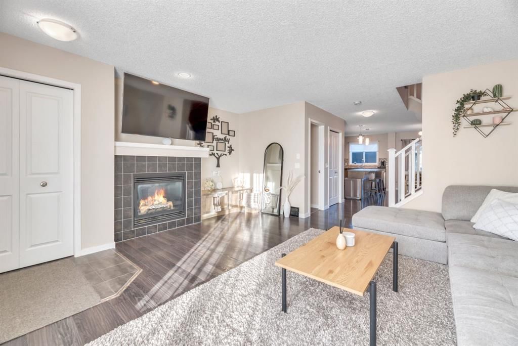96 Auburn Meadows Boulevard SE, Calgary — photo 5 of 50