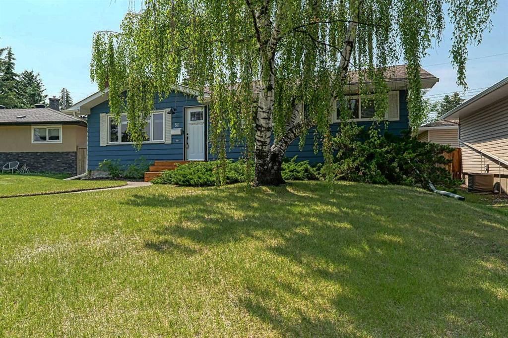 51 Hollyburn Road SW, Calgary — main listing photo