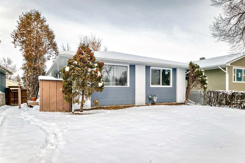 3429 33A Avenue SE, Calgary — photo 3 of 48