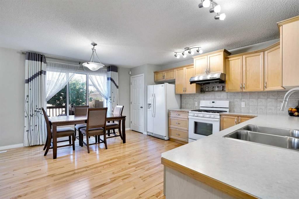 34 Skyview Springs Rise NE, Calgary — photo 2 of 50