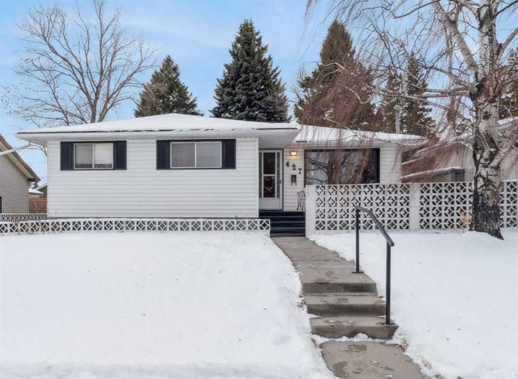 427 Tache Avenue NW, Calgary — main listing photo