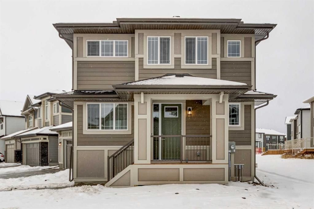 9 Magnolia Path SE, Calgary — photo 3 of 45