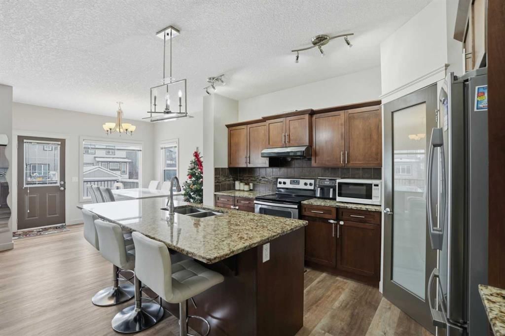 14 Skyview Ranch Street NE, Calgary — photo 5 of 48