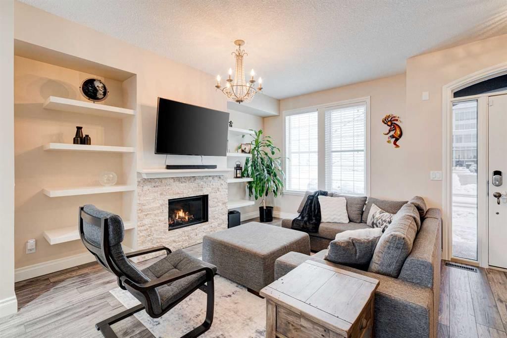 480 Quarry Park Boulevard SE, Calgary — photo 3 of 40