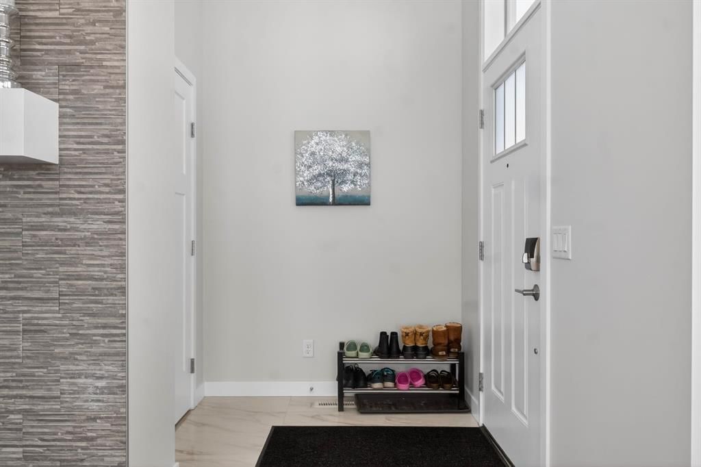 109 Legacy Glen Point SE, Calgary — photo 2 of 41