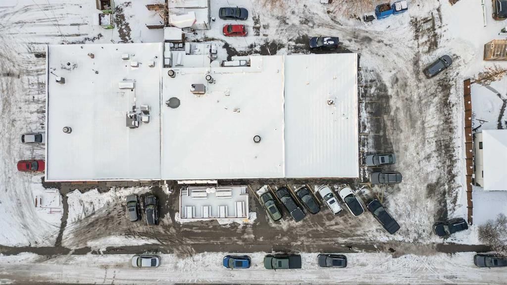 2028-2032-2040 42 Avenue SW, Calgary — photo 5 of 30