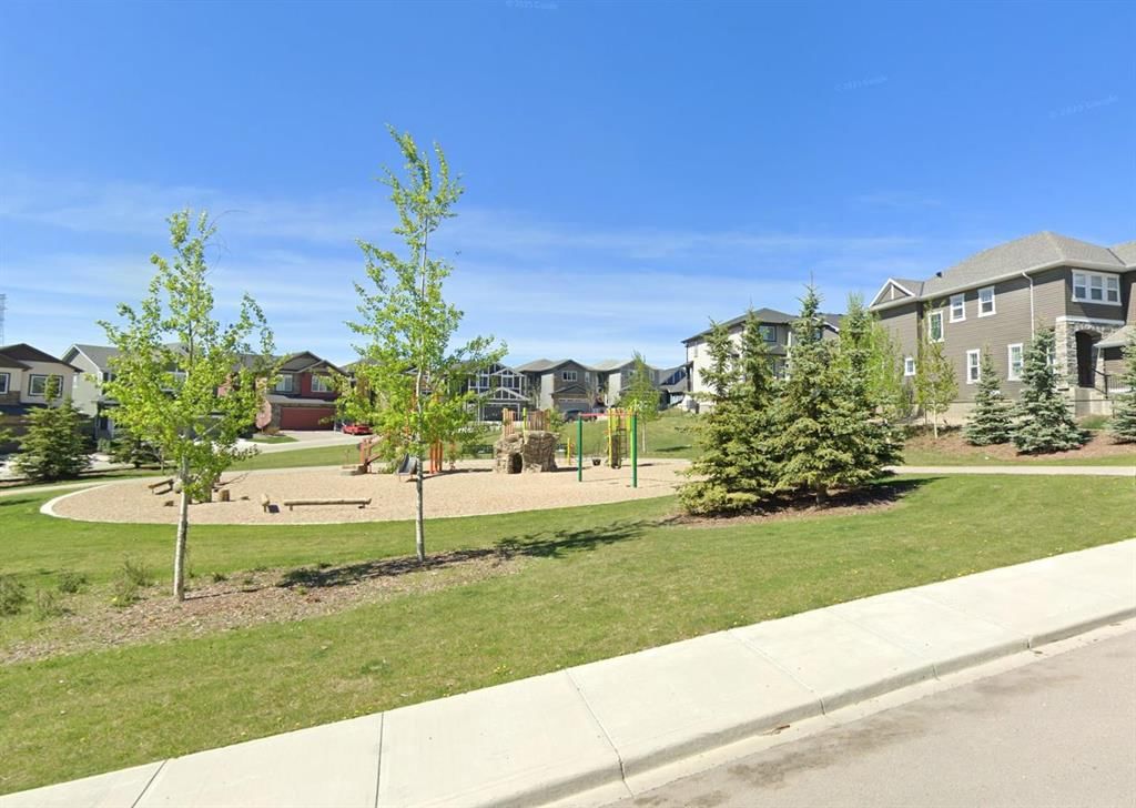 47 Nolancliff Place NW, Calgary — photo 3 of 50