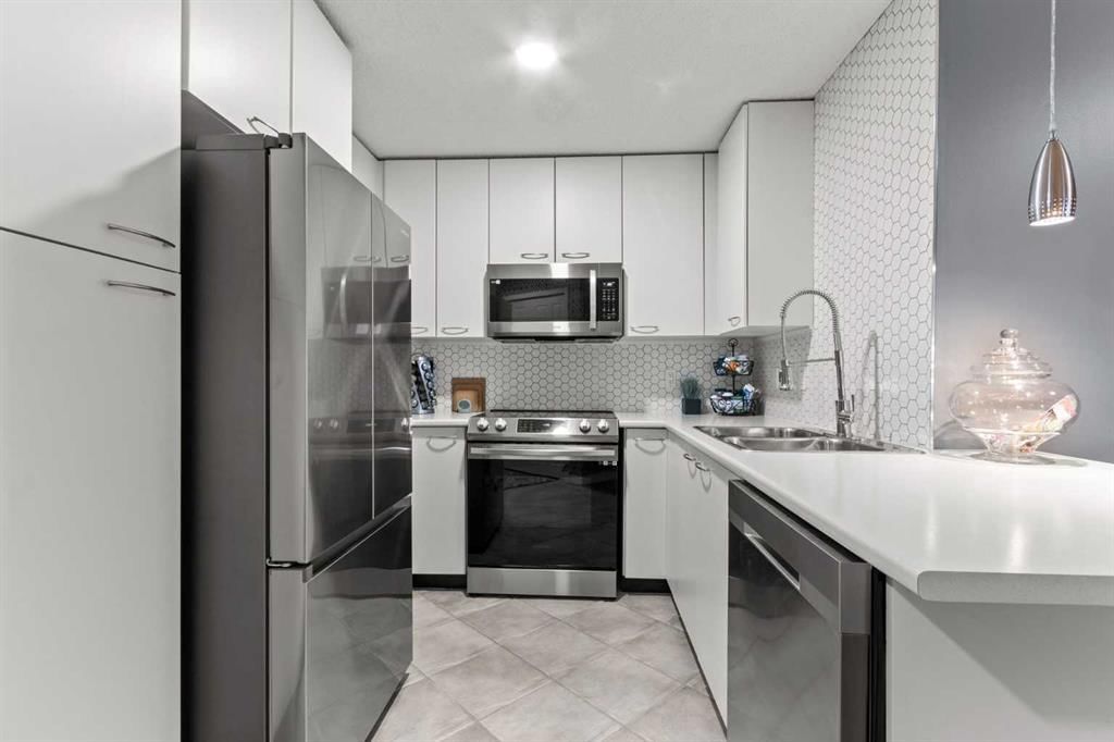116, 5115 Richard Road SW, Calgary — photo 4 of 40