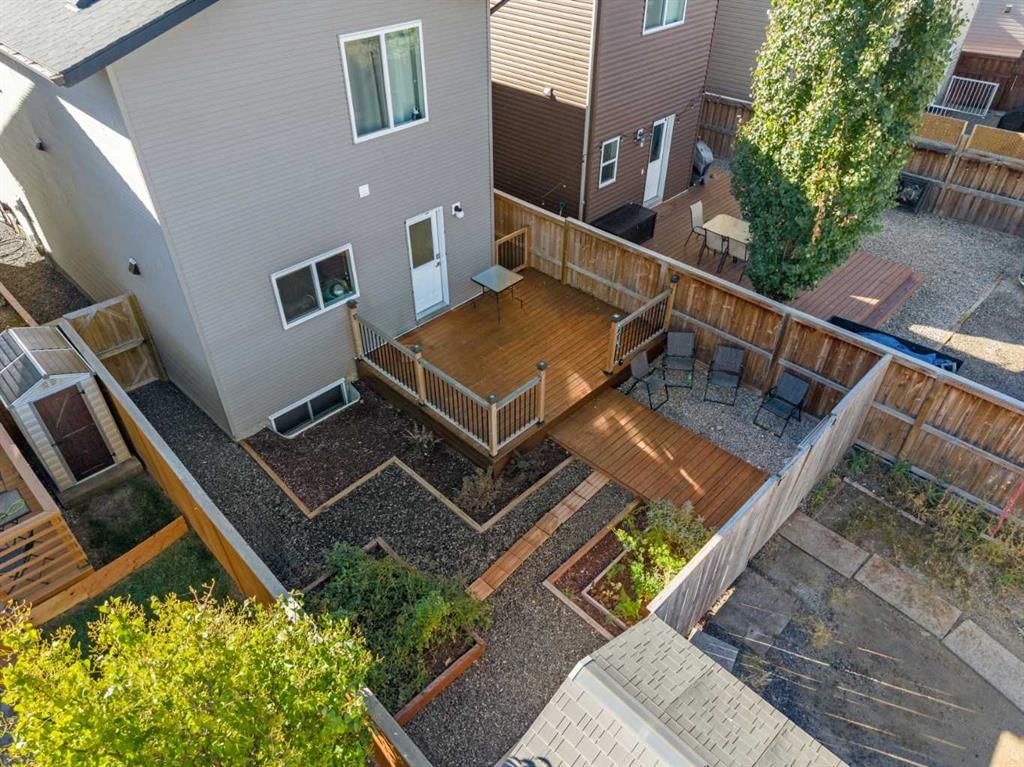 24 Copperpond Park SE, Calgary — photo 4 of 48