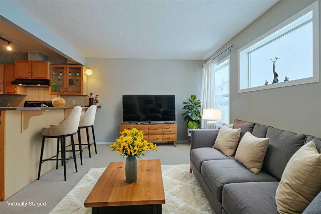 322 Country Village Cape NE, Calgary — photo 3 of 27