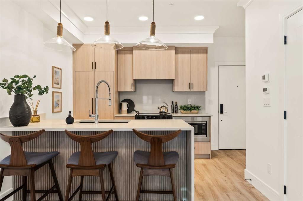 1204, 4270 Norford Avenue NW, Calgary — main listing photo