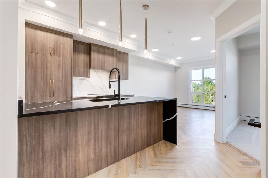 2414, 4270 Norford Avenue NW, Calgary — main listing photo