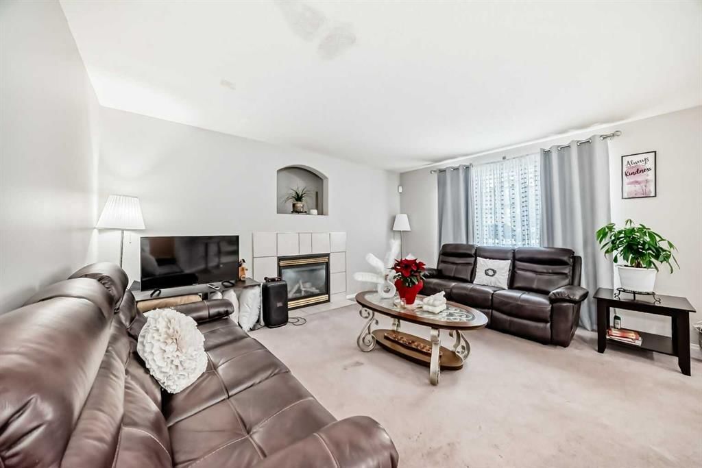 270 Covewood Circle NE, Calgary — photo 4 of 50
