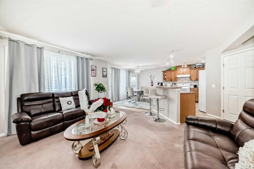 270 Covewood Circle NE, Calgary — photo 5 of 50