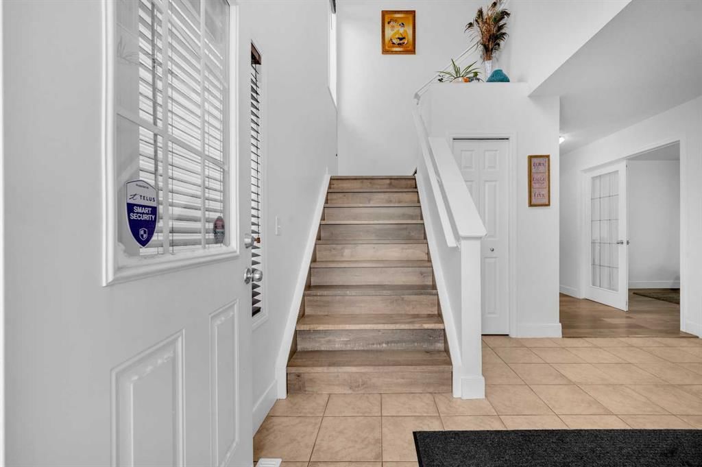 105 Covemeadow Bay NE, Calgary — photo 4 of 39