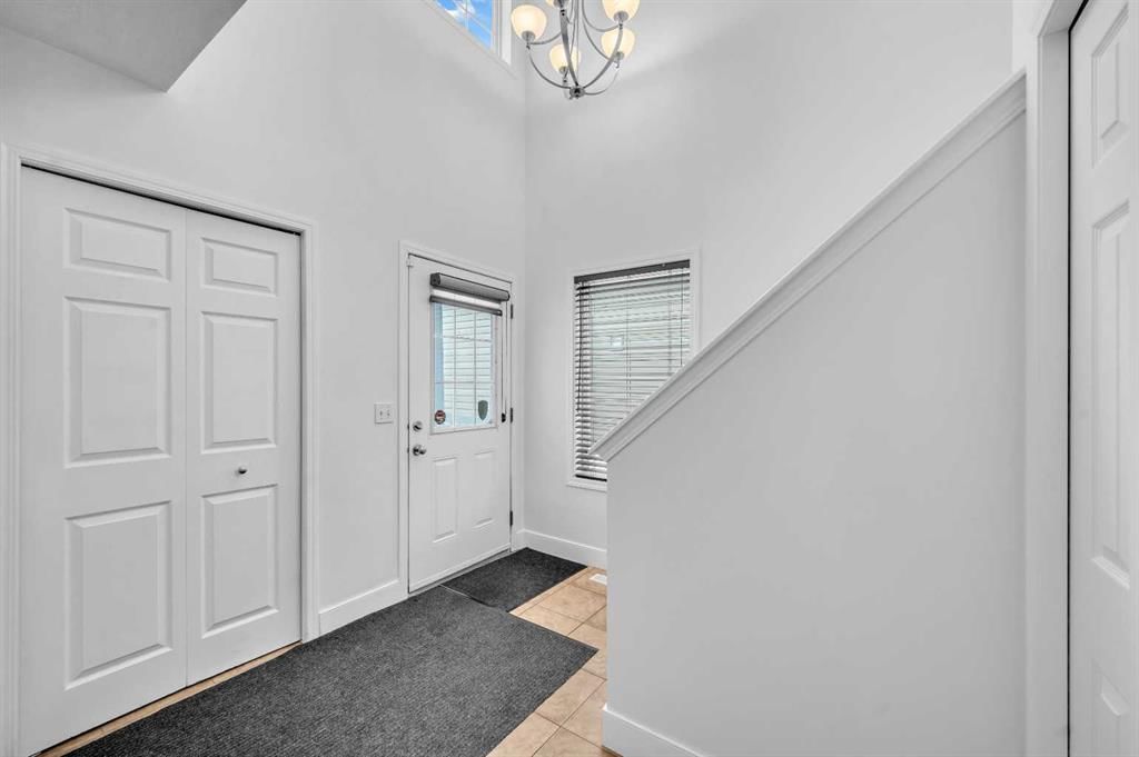 105 Covemeadow Bay NE, Calgary — photo 5 of 39
