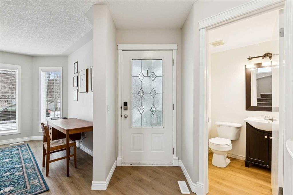 45 Prestwick Rise SE, Calgary — photo 2 of 31
