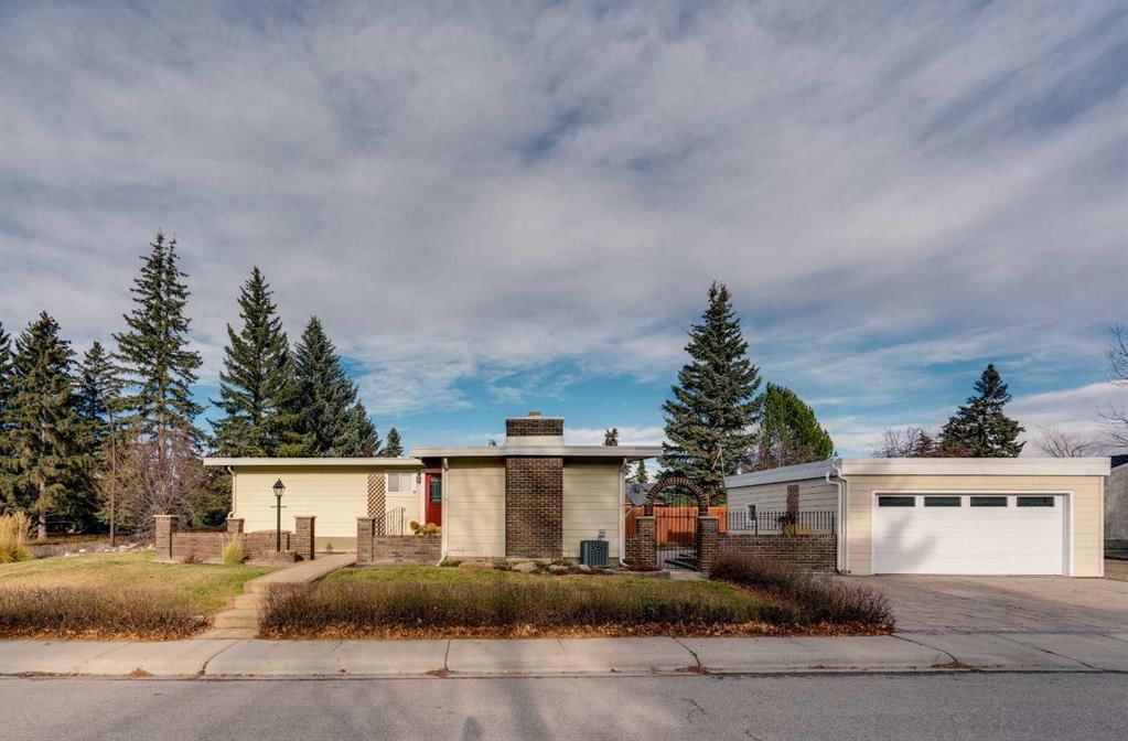 5602 Dalcastle Hill NW, Calgary — photo 3 of 49